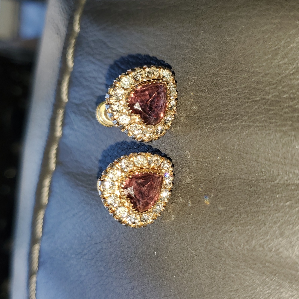 Vintage Vargas Signed Heart Shaped Purple Crystal Silvertone SCREW BACK Earrings